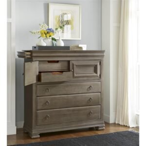 Reprise Dressing Chest